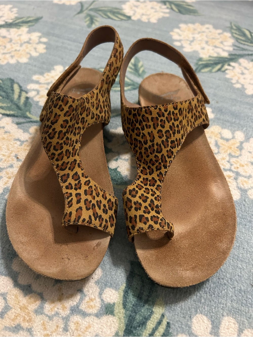 Dansko Leopard Print Women's Toe-Loop Sandals - Brown